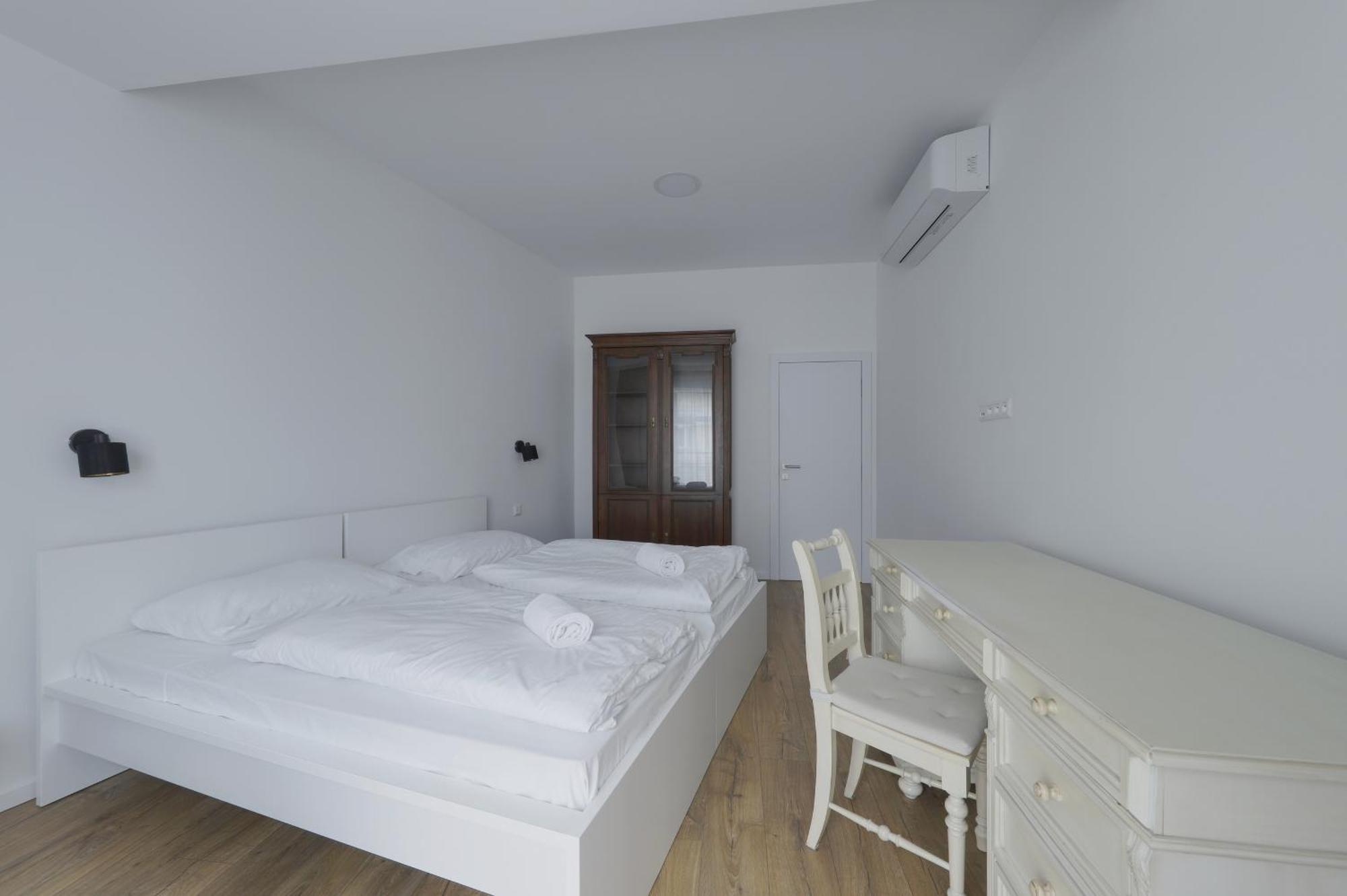 Shone Apartment Old Town 2 Bedroom 布拉迪斯拉发 外观 照片